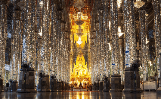 Inside the Uposatha Shrineroom at Wat Ta Sung