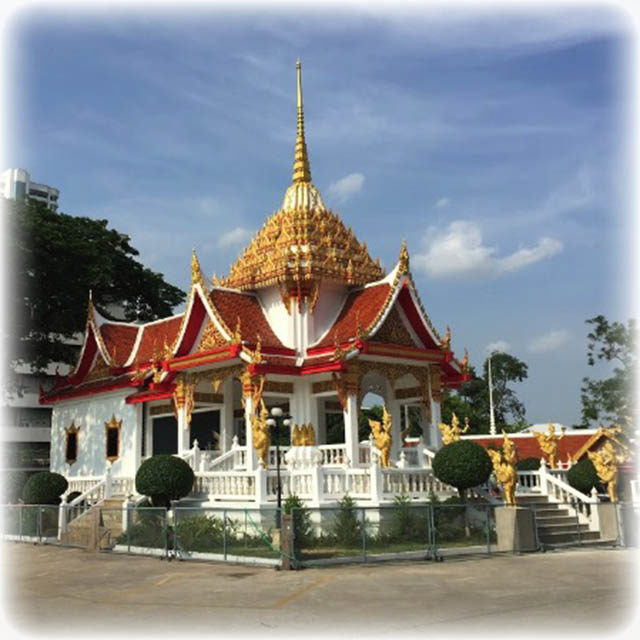 Vihara Shrine at Wat Ling Khob