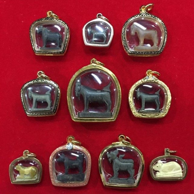 Pae Maha Lap Lucky Goat amulets of LP Am