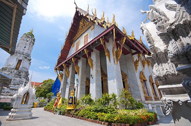 Wat Rakang Kositaram Temple