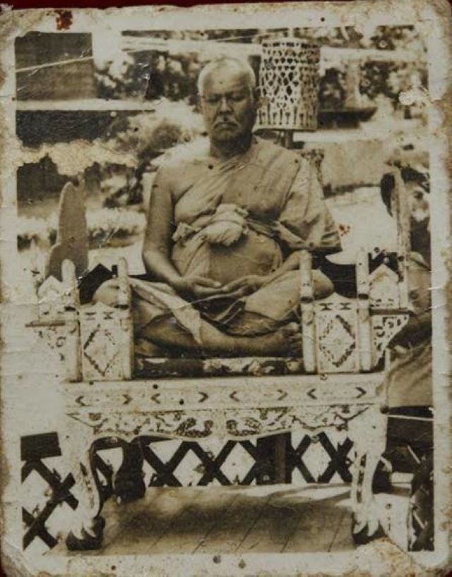Luang_Por An Gaeji Ajarn of Wat Prayatj