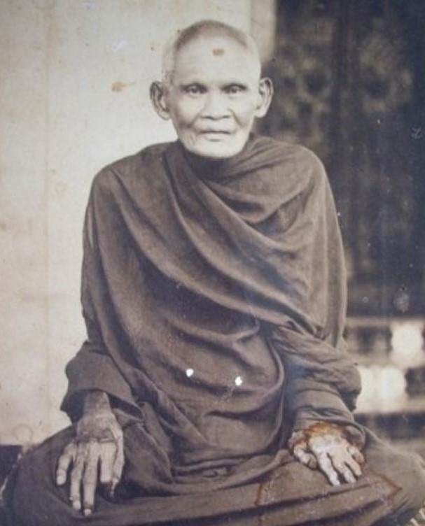 Luang Phu Bun of Wat Klang Bang Gaew