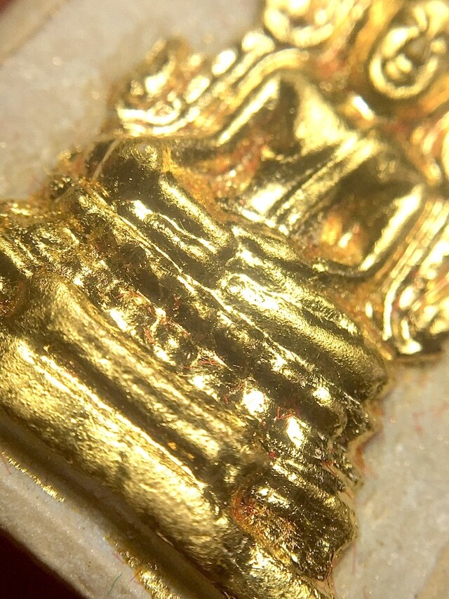 Pra Kam Khaw Gammagarn LP Lersi Lingdam Thai Amulet.jpg closeup front 2